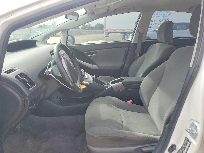 2012 TOYOTA PRIUS TWO — Фото 7 из 12