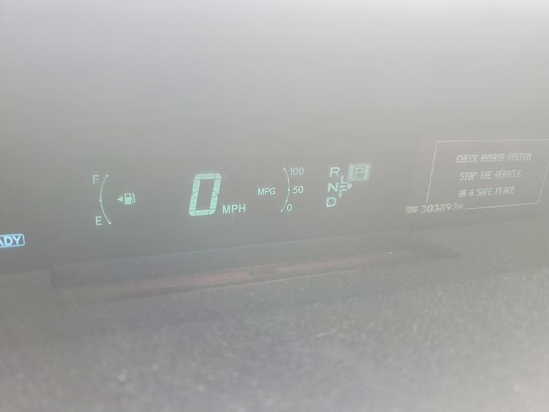 2012 TOYOTA PRIUS TWO — Фото 9 из 12