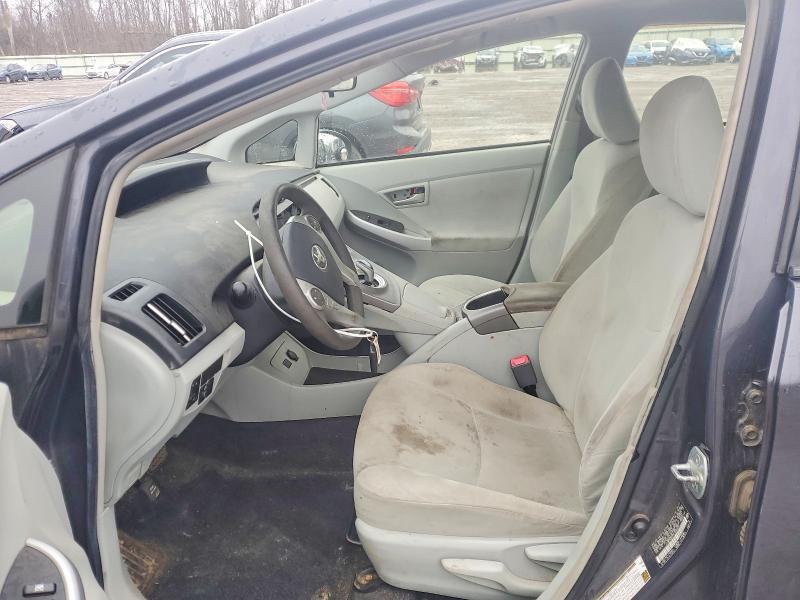 2012 TOYOTA PRIUS TWO — Фото 7 из 12