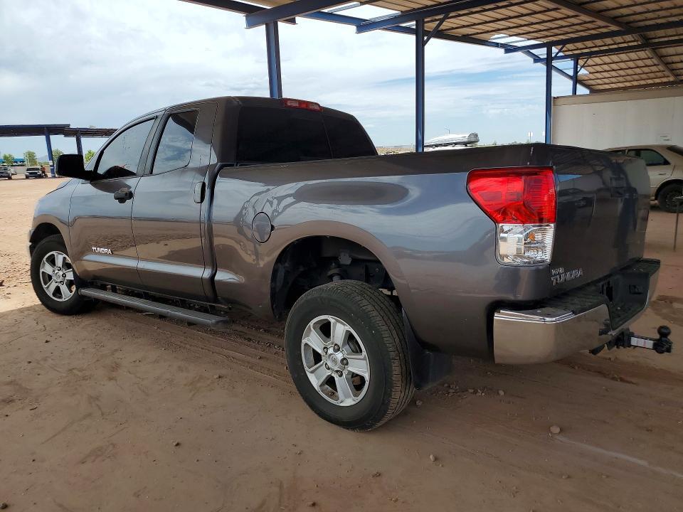2012 TOYOTA TUNDRA DOUBLE CAB SR5 — Фото 2 из 12