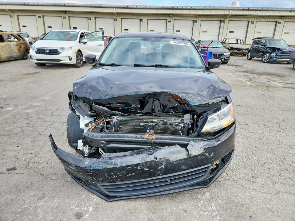3VW1K7AJ7CM348875 2012 VOLKSWAGEN JETTA photo no. 5