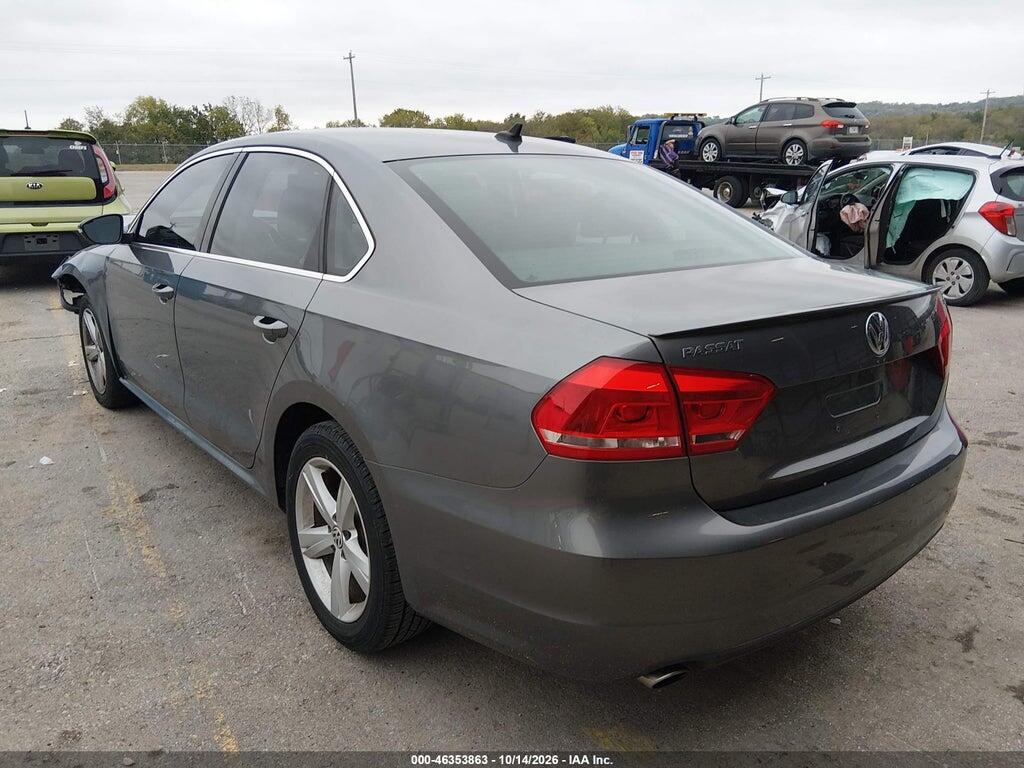 2012 VOLKSWAGEN PASSAT 2.5L SE — Фото 3 из 16