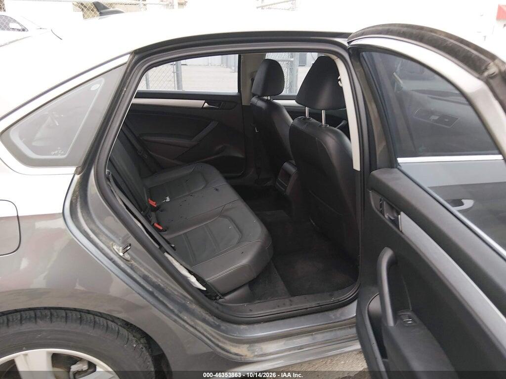 2012 VOLKSWAGEN PASSAT 2.5L SE — Фото 8 из 16