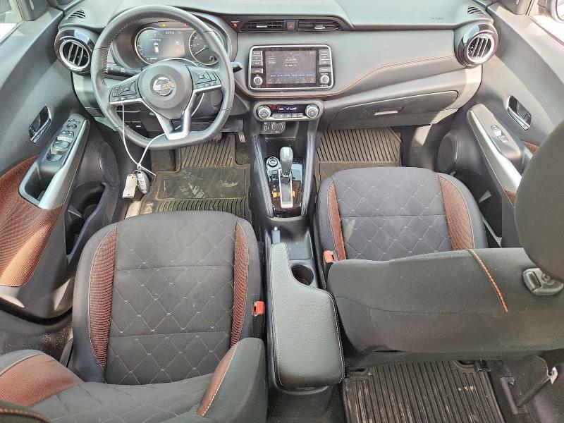 2020 NISSAN KICKS SR — Фото 8 из 12