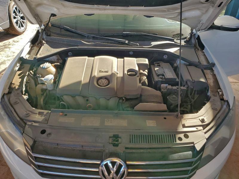 1VWBP7A3XCC078808 2012 VOLKSWAGEN PASSAT photo no. 11