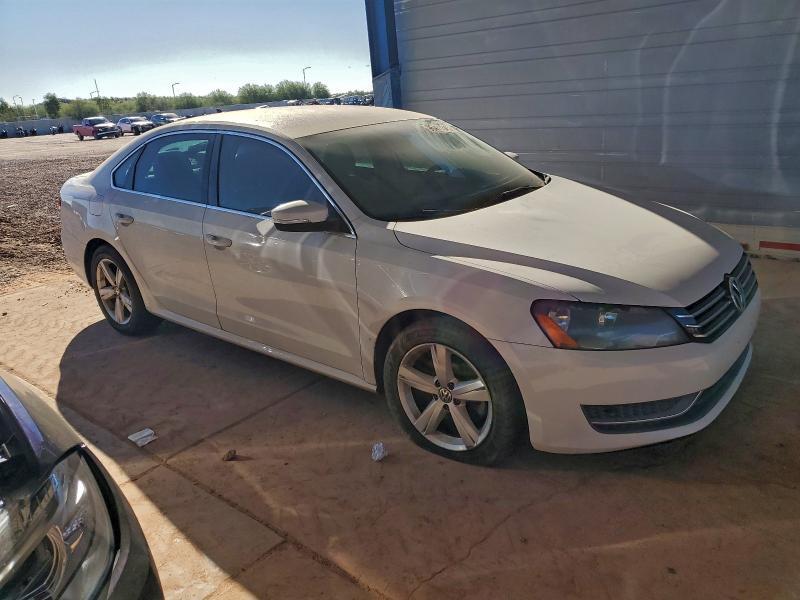 1VWBP7A3XCC078808 2012 VOLKSWAGEN PASSAT photo no. 4