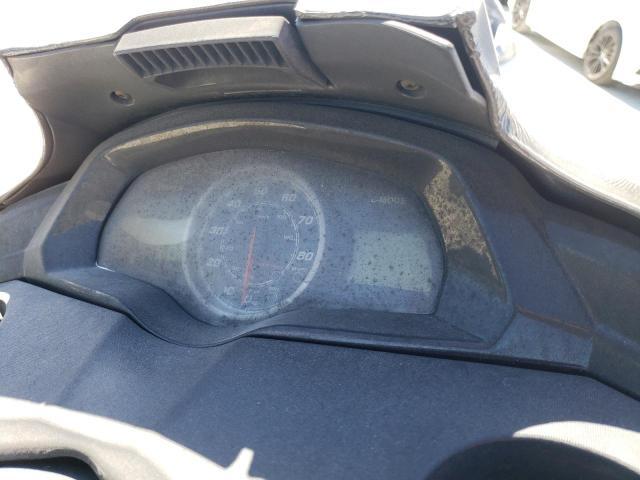 YAMA2593B212 2012 YAMAHA JETSKI1 photo no. 8