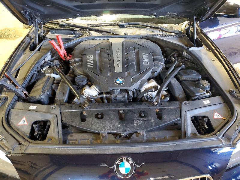 2011 BMW 550 XI — Фото 11 из 12