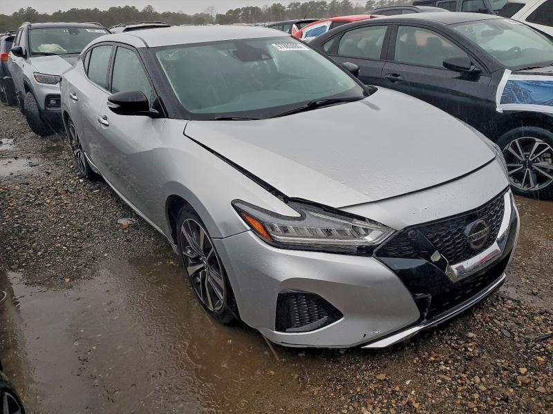 2020 NISSAN MAXIMA SV — Фото 4 из 12