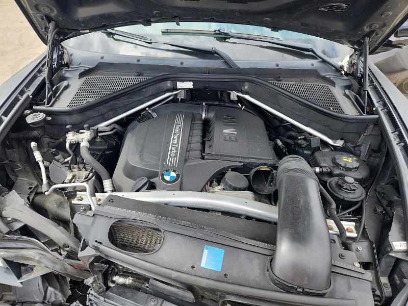 2011 BMW X5 XDRIVE35I — Фото 12 из 14