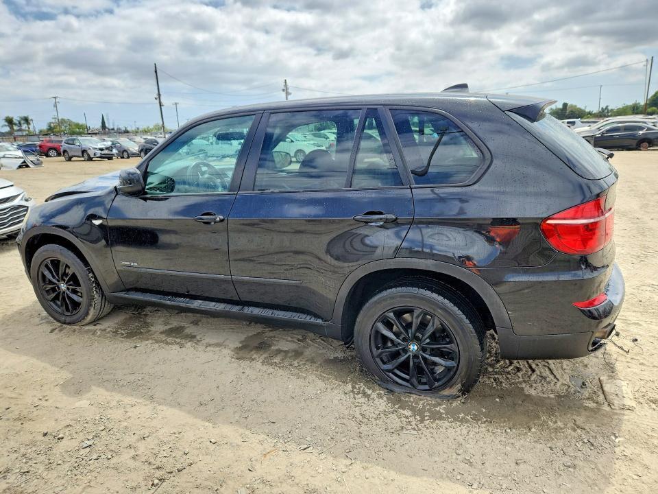 2011 BMW X5 XDRIVE35I — Фото 2 из 14