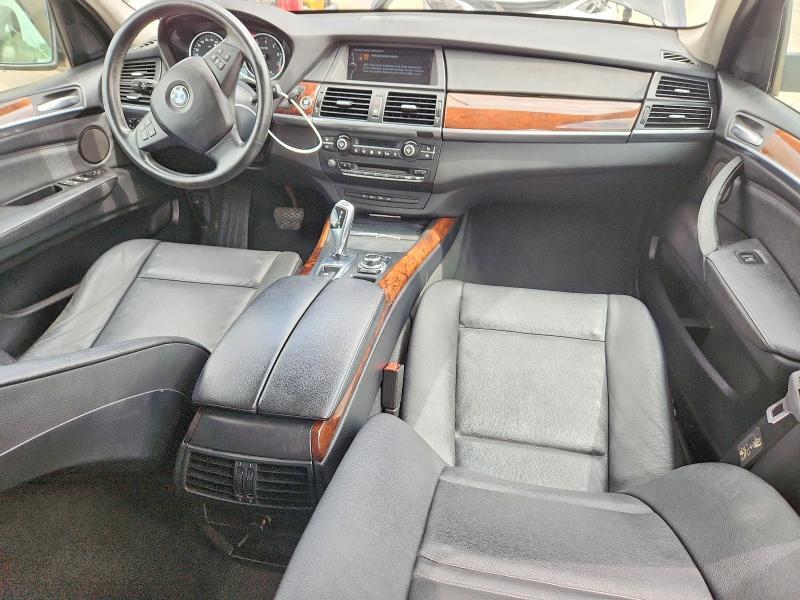 2011 BMW X5 XDRIVE35I — Фото 8 из 14