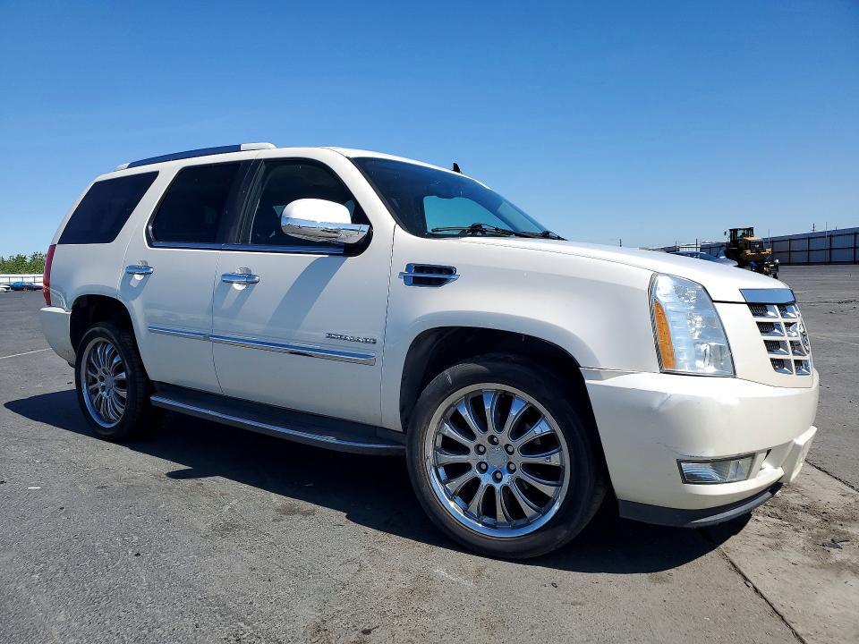 2011 CADILLAC ESCALADE — Фото 4 из 13