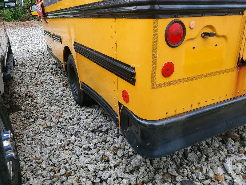 2011 CHEVROLET EXPRESS G3 - SCHOOL BUS — Фото 9 из 10