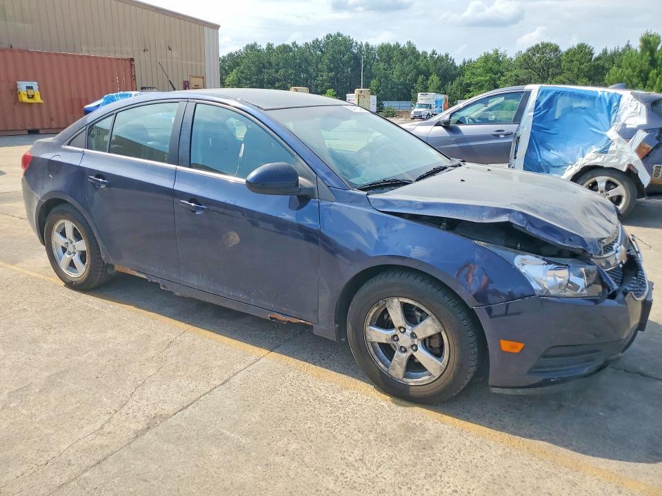 1G1PF5S99B7239930 2011 CHEVROLET CRUZE photo no. 4