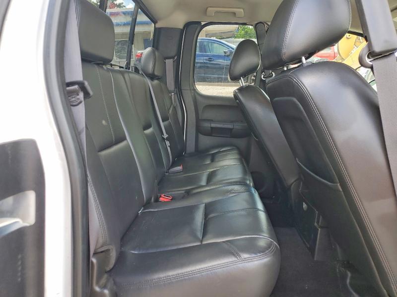 1GCVKSE24BZ226465 2011 CHEVROLET SILVERADO photo no. 10