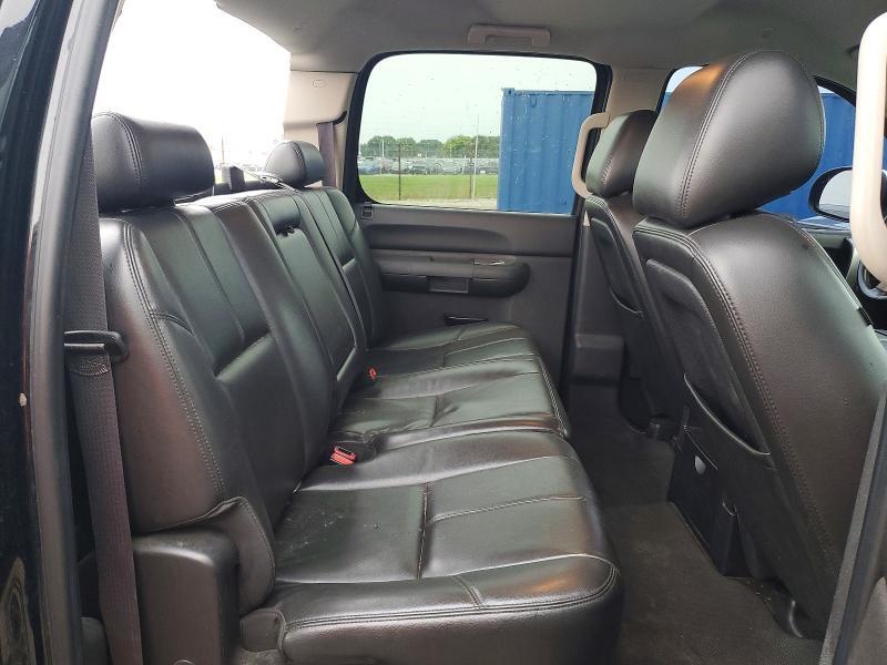 2011 CHEVROLET SILVERADO K1500 LT — Фото 10 из 12