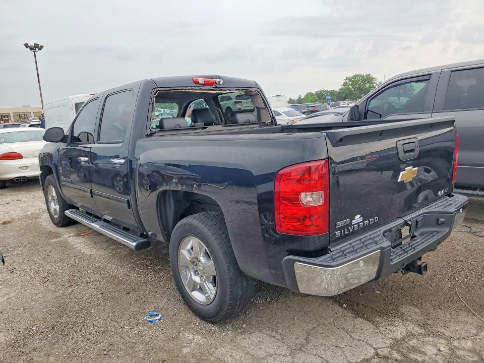 2011 CHEVROLET SILVERADO K1500 LT — Фото 2 из 12