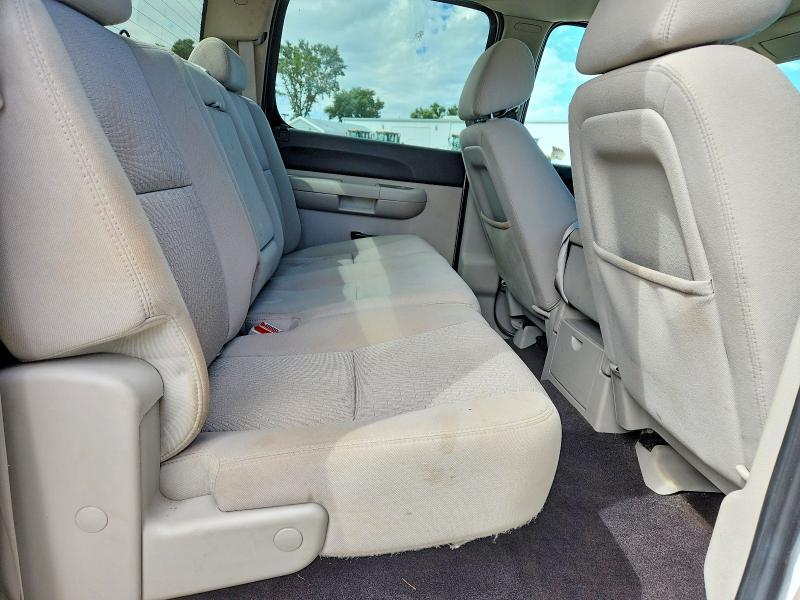 2011 CHEVROLET SILVERADO K2500 HEAVY DUTY LT — Фото 10 из 13