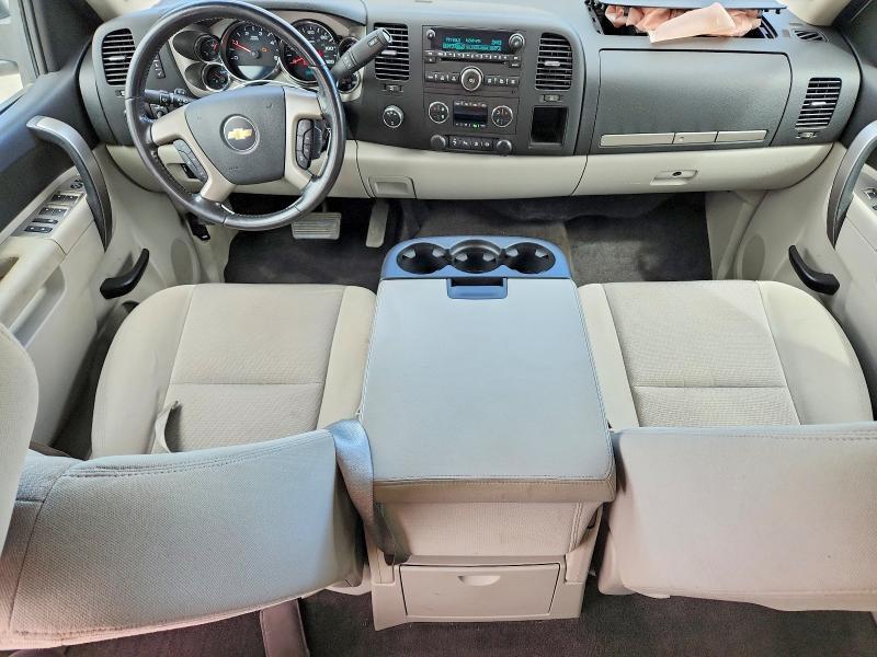2011 CHEVROLET SILVERADO K2500 HEAVY DUTY LT — Фото 8 из 13