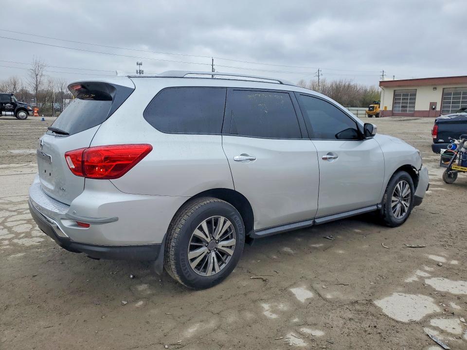 2020 NISSAN PATHFINDER S — Фото 3 из 13