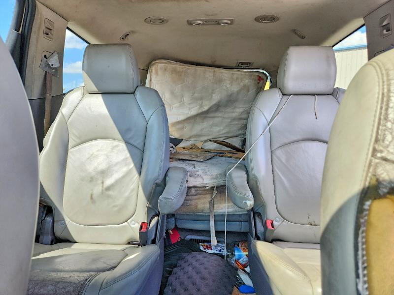 2011 CHEVROLET TRAVERSE LT — Фото 10 из 13
