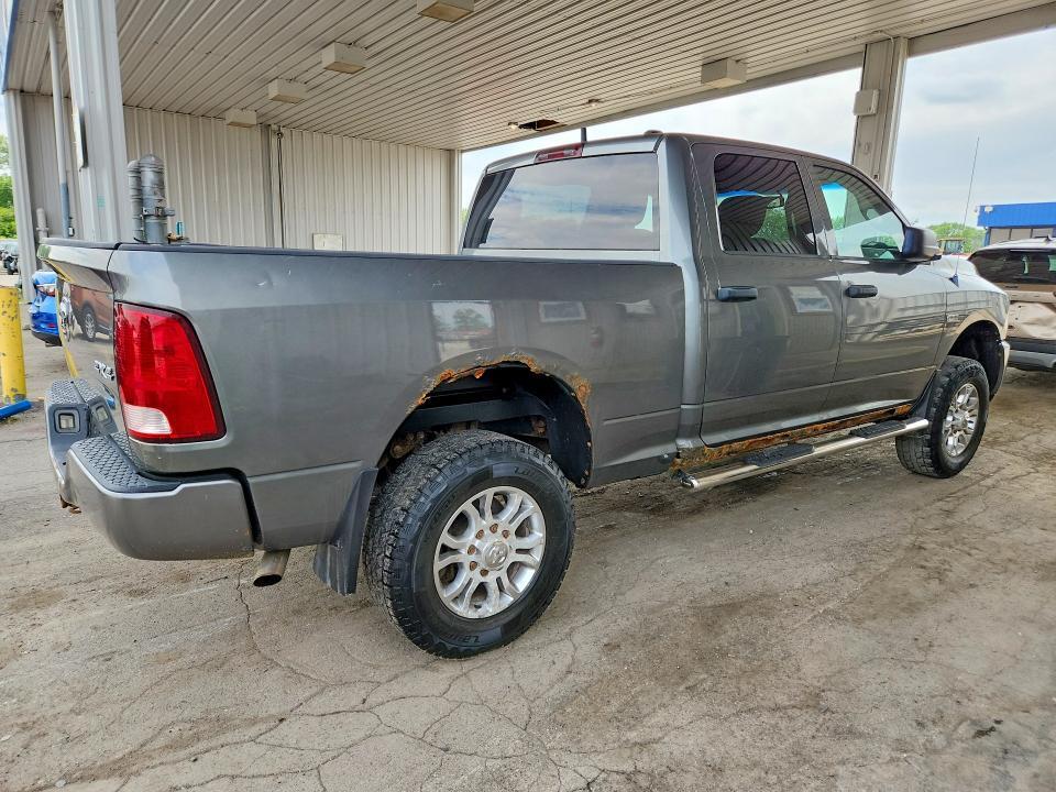 2011 DODGE RAM 2500 — Фото 3 из 12
