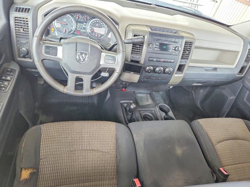 2011 DODGE RAM 2500 — Фото 8 из 12