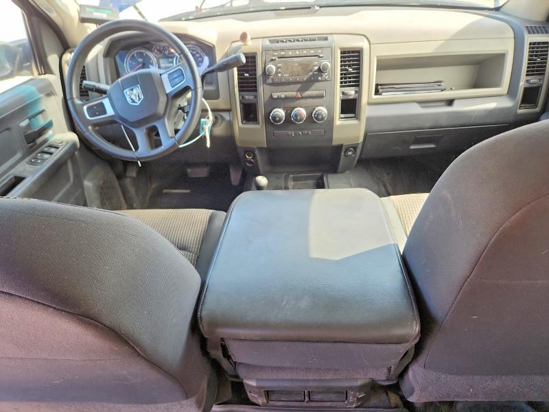 2011 DODGE RAM 3500 — Фото 8 из 12