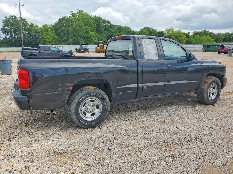 2011 DODGE DAKOTA ST — Фото 3 из 12