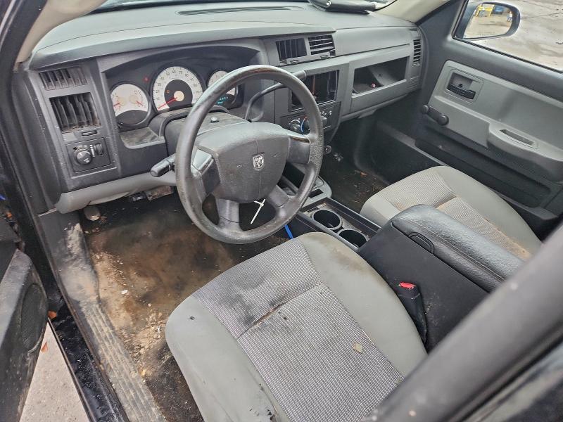 2011 DODGE DAKOTA ST — Фото 8 из 12