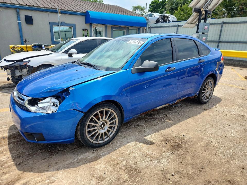 1FAHP3EN4BW112357 2011 FORD FOCUS photo no. 1