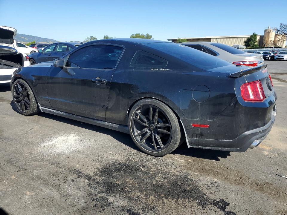 2011 FORD MUSTANG — Фото 2 из 12