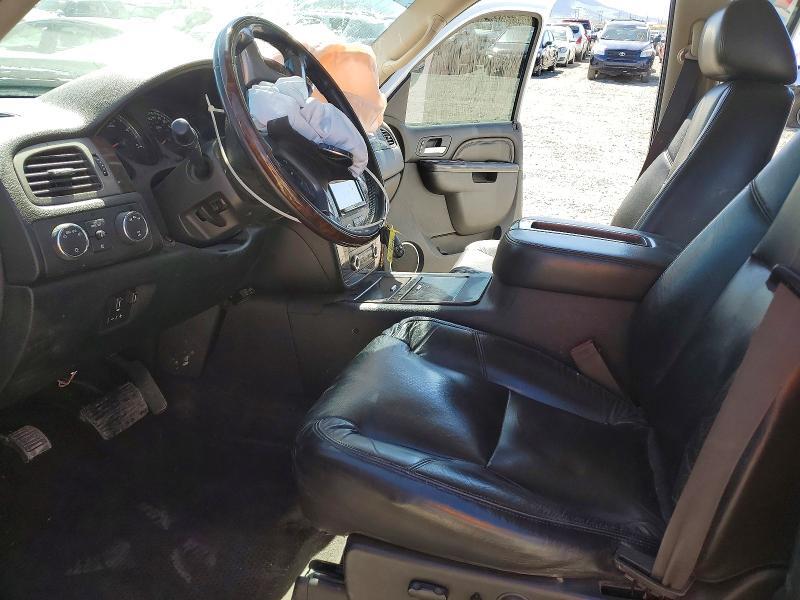 2011 GMC SIERRA K3500 DENALI — Фото 7 из 13