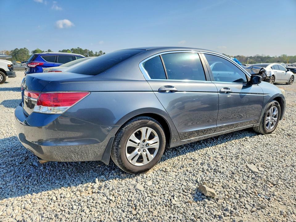 2011 HONDA ACCORD LXP — Фото 3 из 12