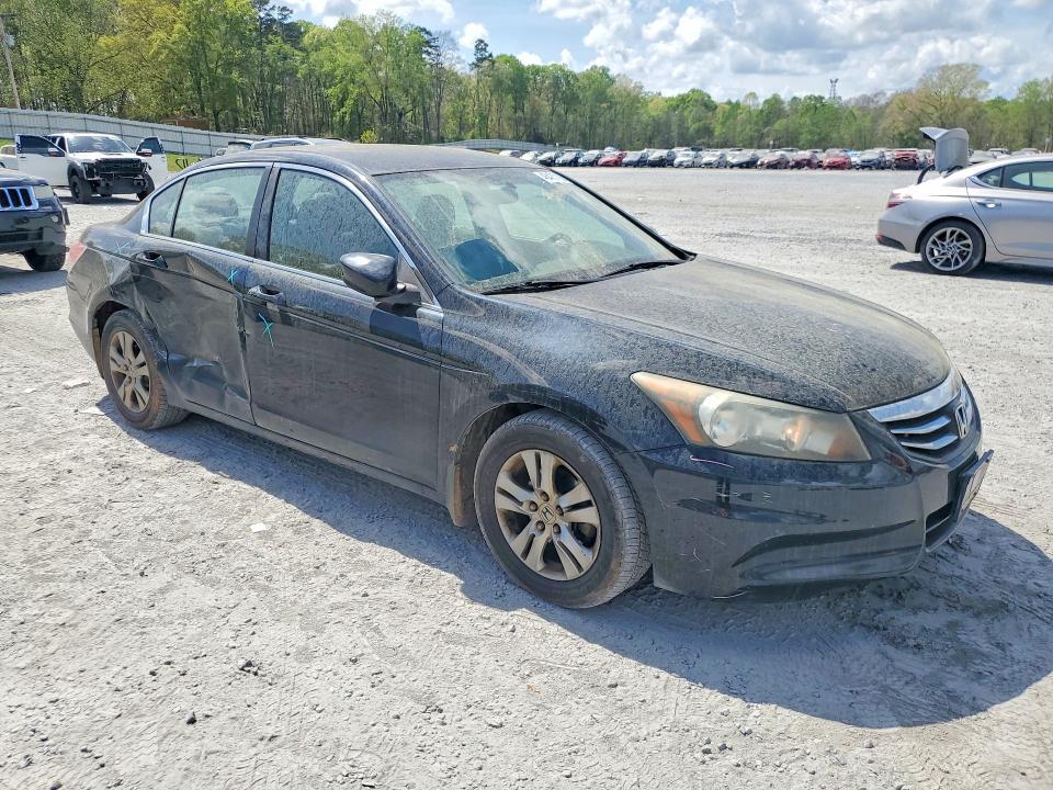 1HGCP2F69BA132575 2011 HONDA ACCORD photo no. 4