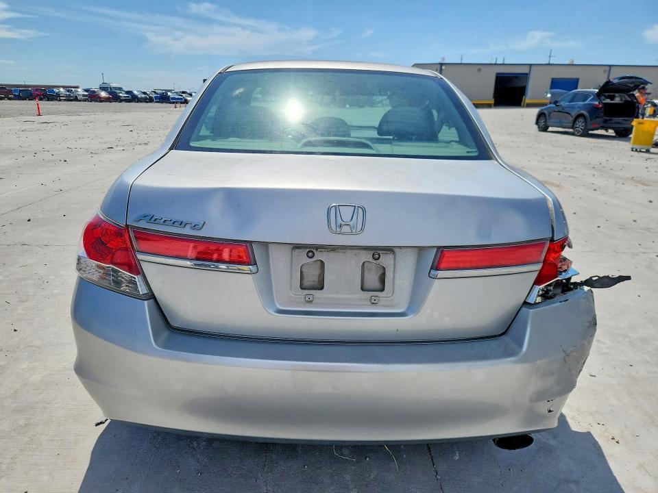 1HGCP2F3XBA092299 2011 HONDA ACCORD photo no. 6
