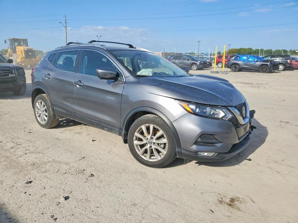 2020 NISSAN ROGUE SPORT SV — Фото 4 из 13