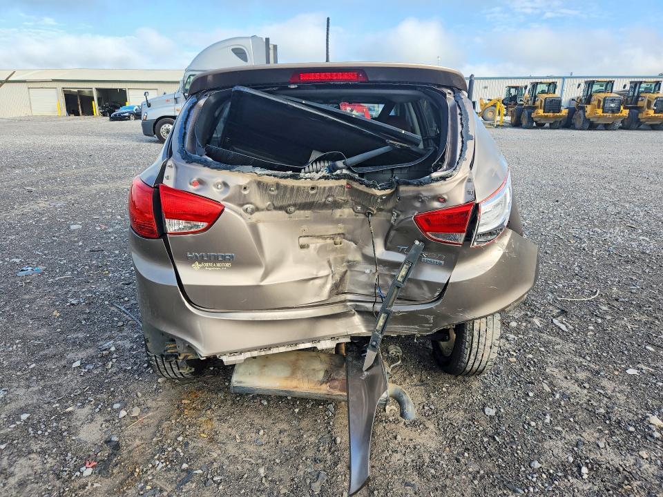 2011 HYUNDAI TUCSON LIMITED — Фото 6 из 13