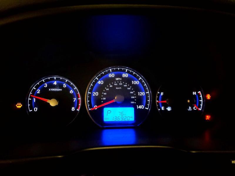 2011 HYUNDAI SANTA FE GLS — Фото 9 из 14
