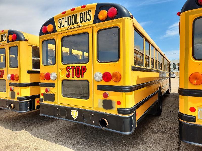 2011 IC CORPORATION CE SERIES SCHOOL - SCHOOL BUS — Фото 4 из 10