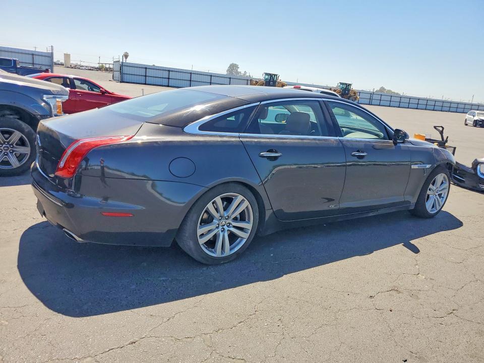 2011 JAGUAR XJL — Фото 3 из 13