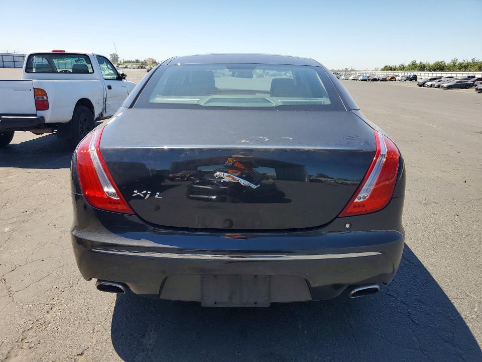 2011 JAGUAR XJL — Фото 6 из 13