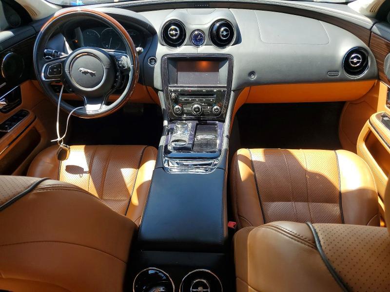 2011 JAGUAR XJL — Фото 8 из 13