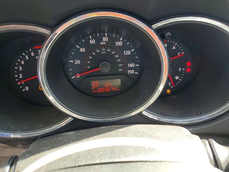 2011 KIA SORENTO LX — Фото 9 из 12