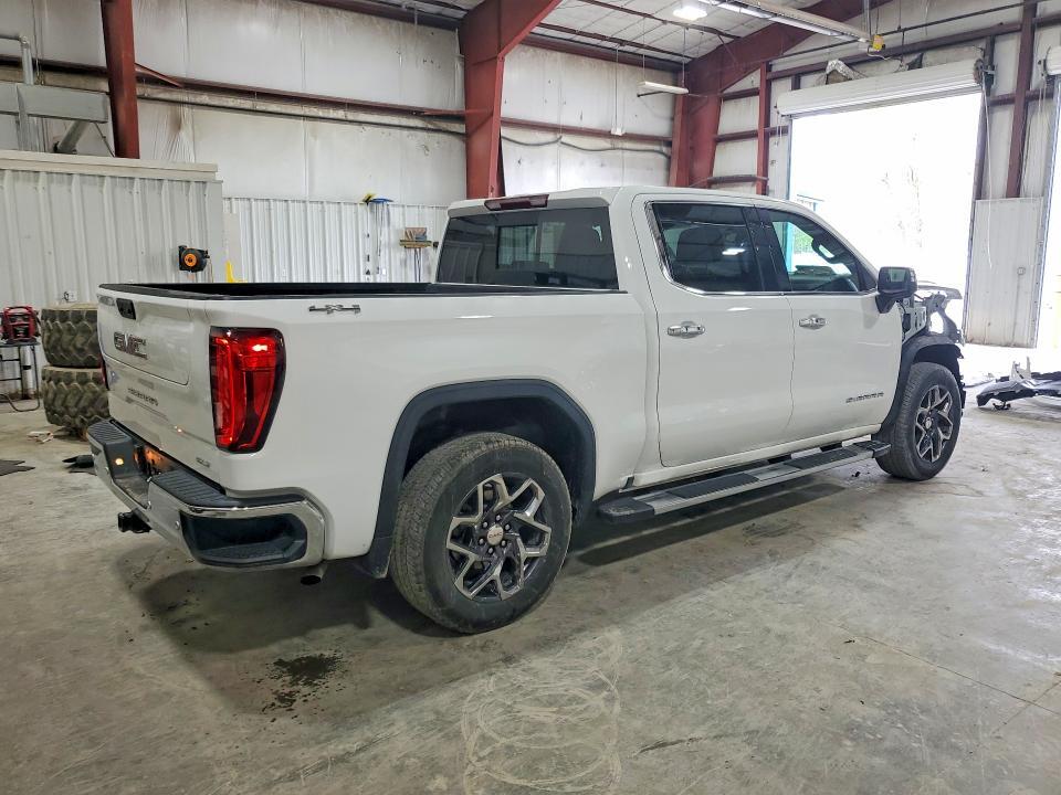 2025 GMC SIERRA K1500 SLT — Фото 3 из 13