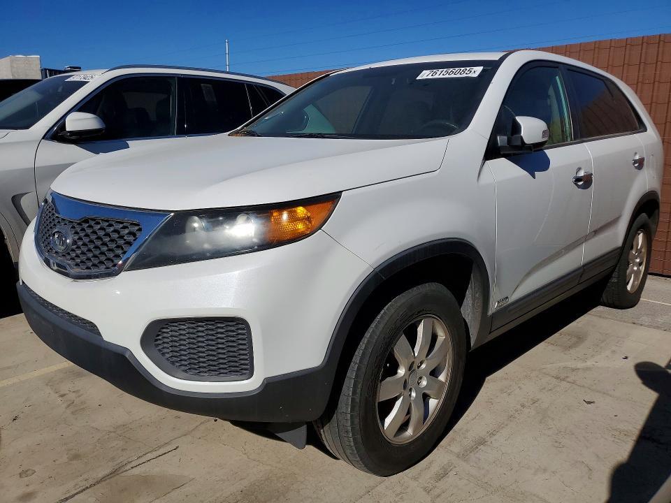 5XYKTCA13BG010480 2011 KIA SORENTO photo no. 1