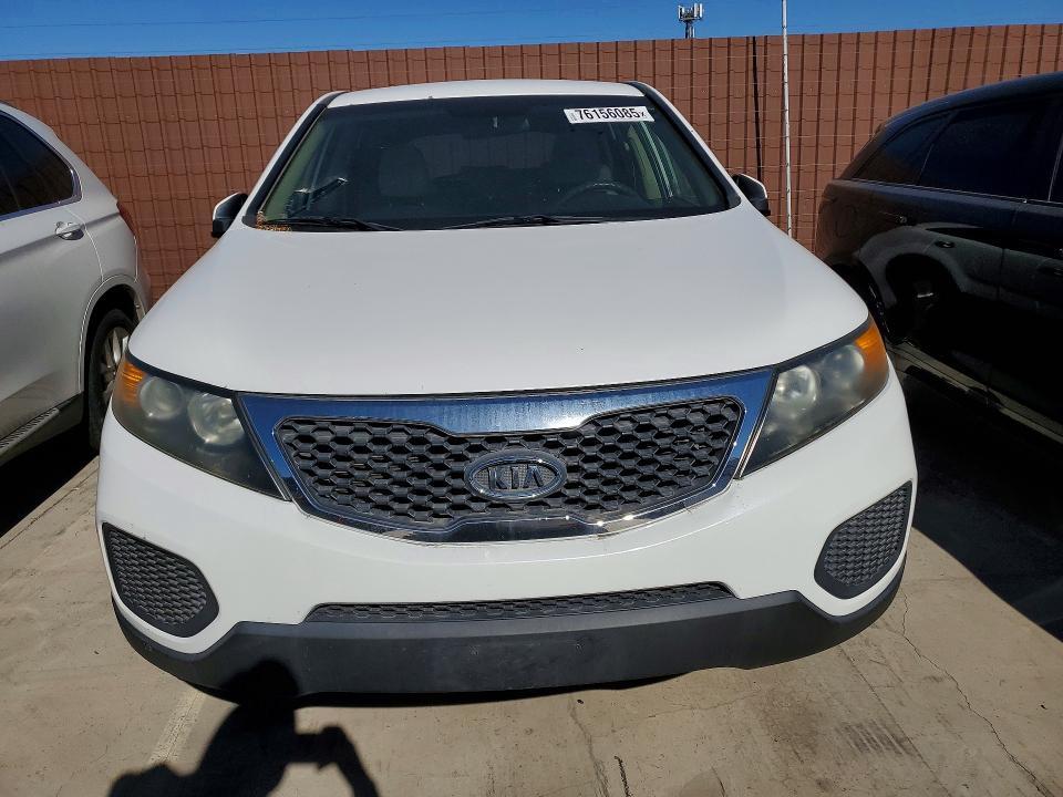5XYKTCA13BG010480 2011 KIA SORENTO photo no. 5
