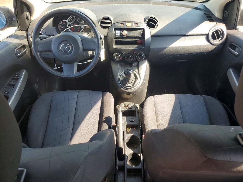 2011 MAZDA MAZDA2 — Фото 8 из 12