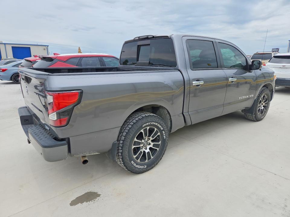 2020 NISSAN TITAN SV — Фото 3 из 12